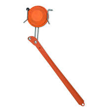 bc hand clay target thrower right